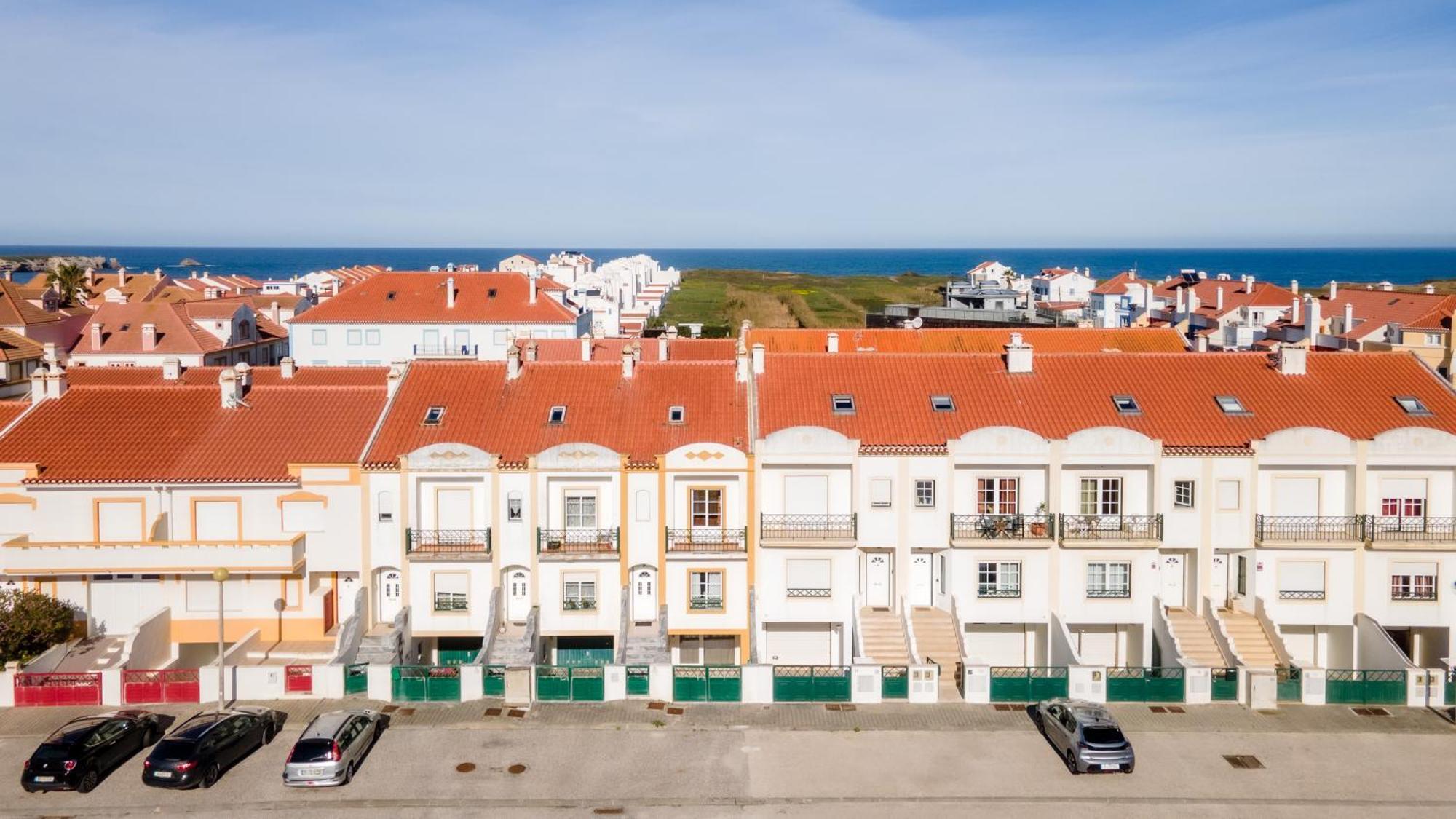 Willa Baleal Happiness Surf House Ferrel  Zewnętrze zdjęcie